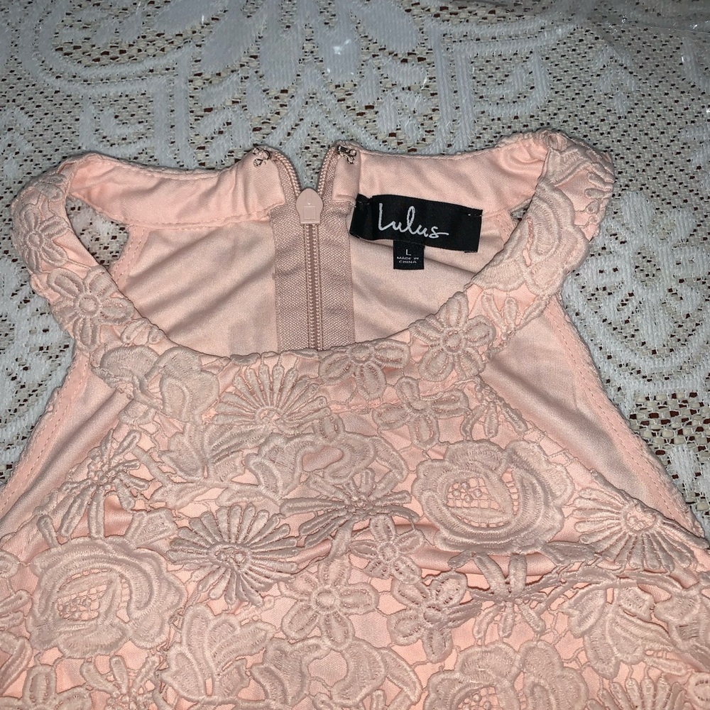Dress - Picture 3 of 4